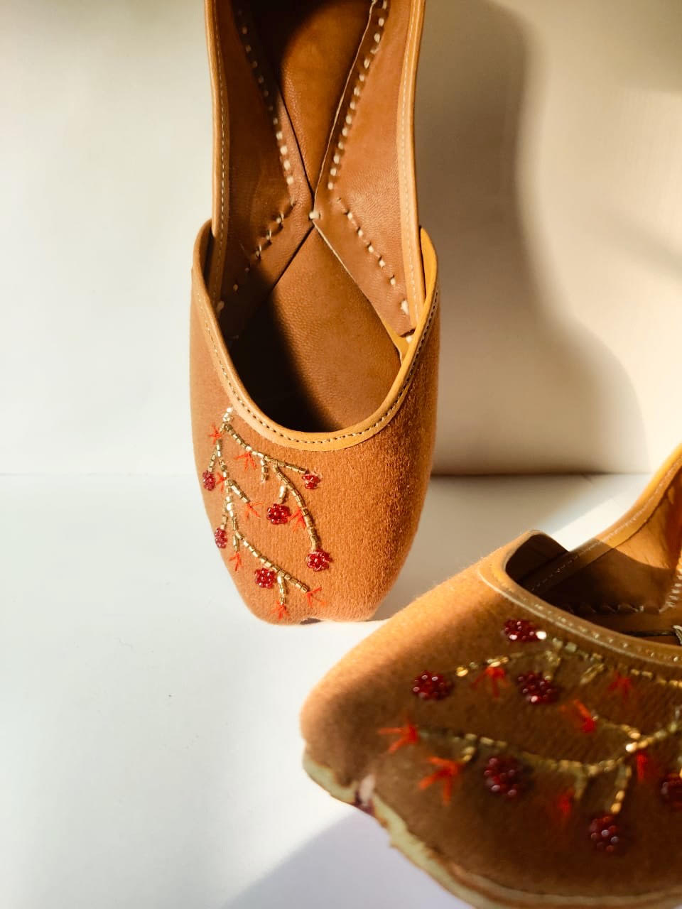CRYSTAL JUTTIS